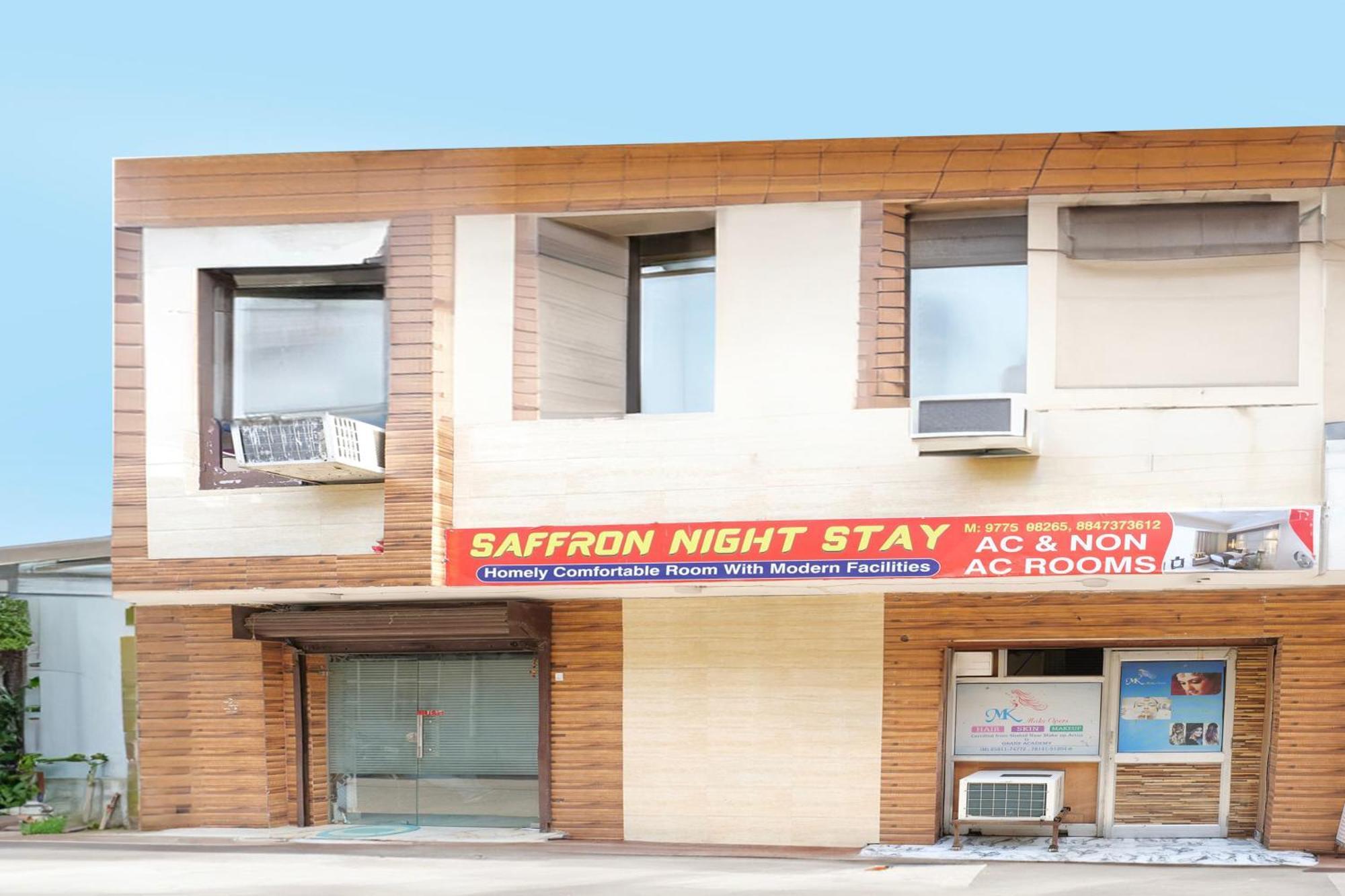 Hotel O Saffron Night Stay Амритсар Екстериор снимка