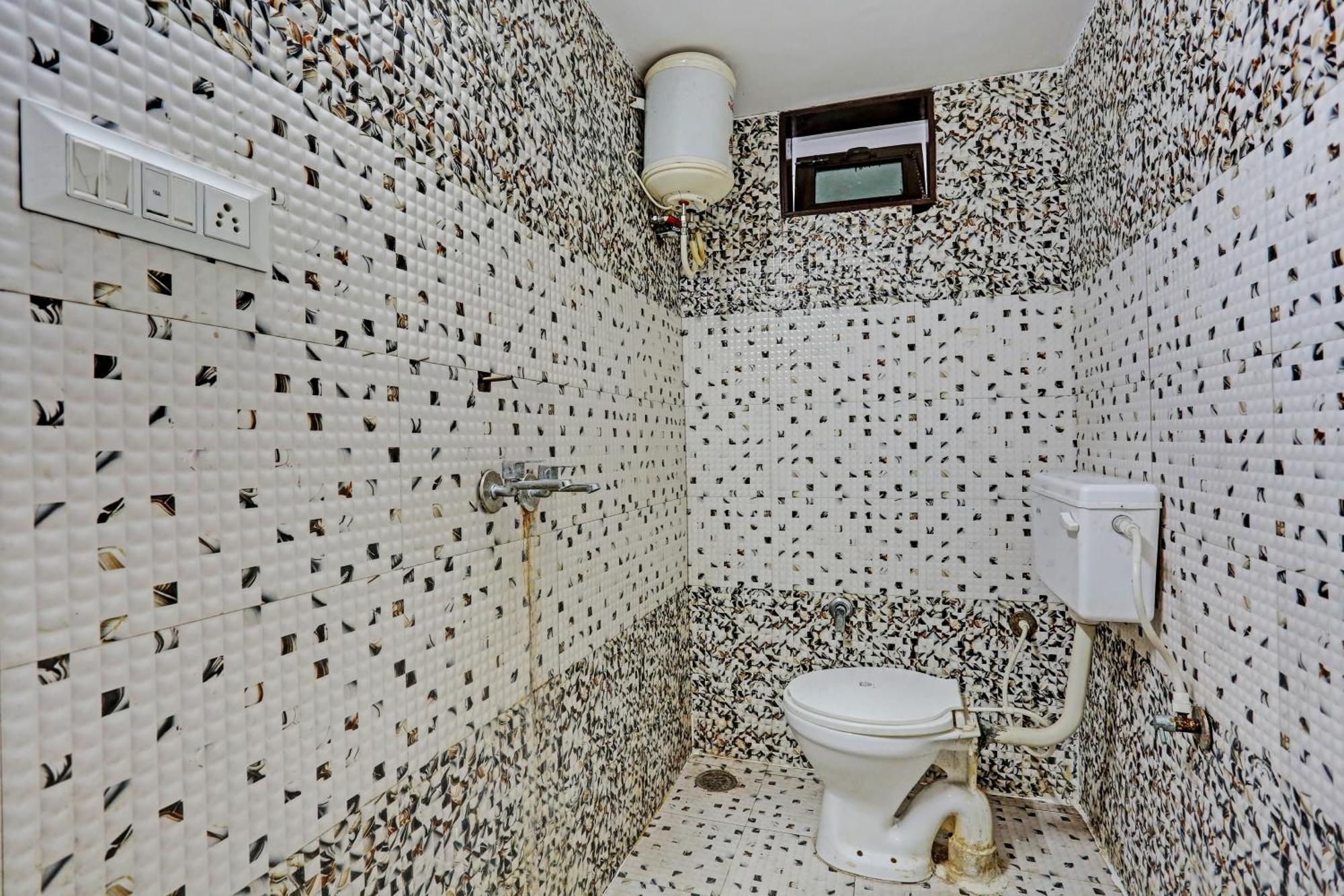 Hotel O Saffron Night Stay Амритсар Екстериор снимка