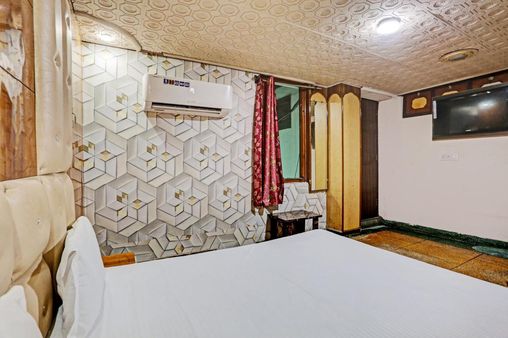 Hotel O Saffron Night Stay Амритсар Екстериор снимка