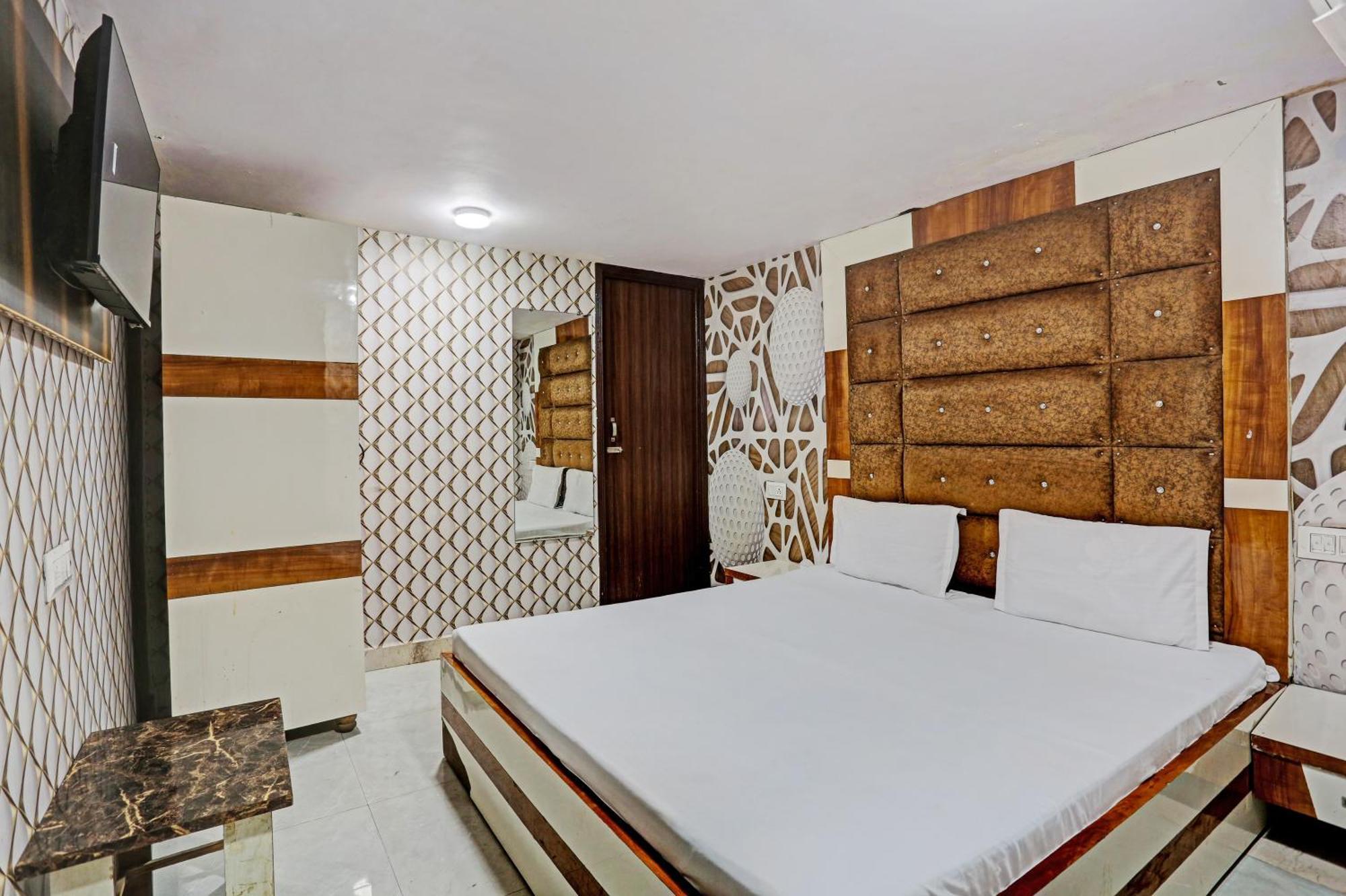Hotel O Saffron Night Stay Амритсар Екстериор снимка